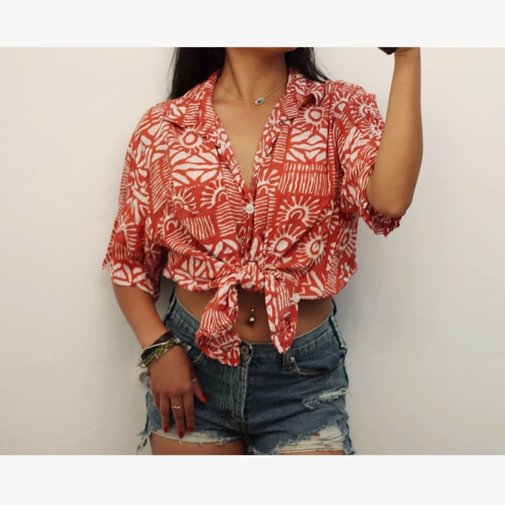 Vintage Hawaiian Tie Button Up Shirt